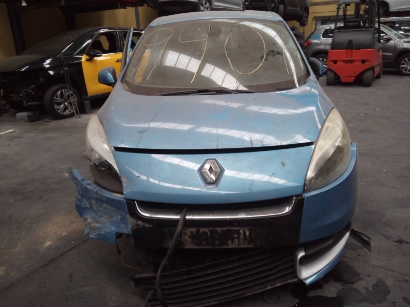 renault scenic iii del año 2012