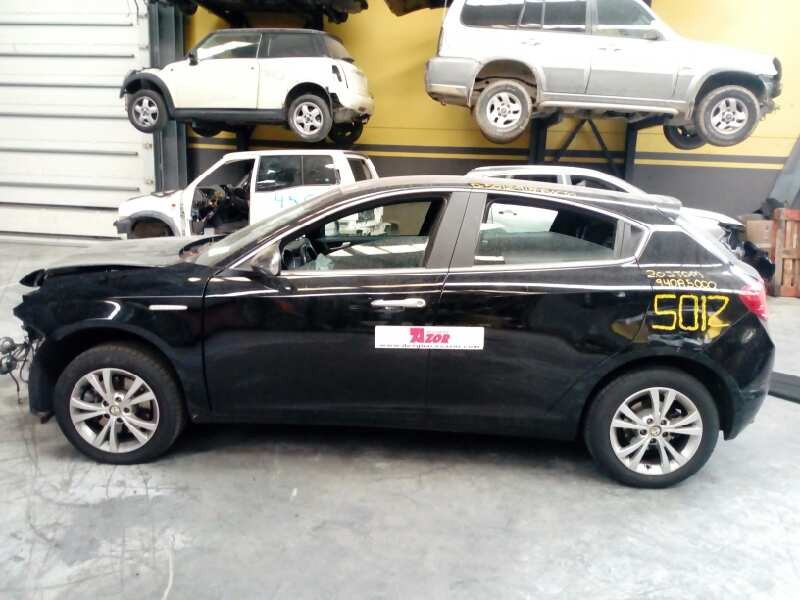 alfa romeo giulietta (191) del año 2012
