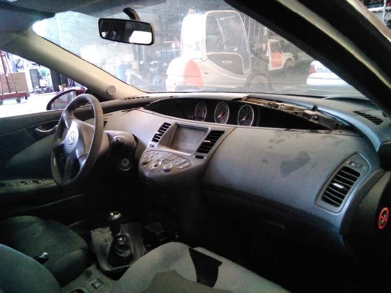 nissan primera berlina (p12) del año 2003