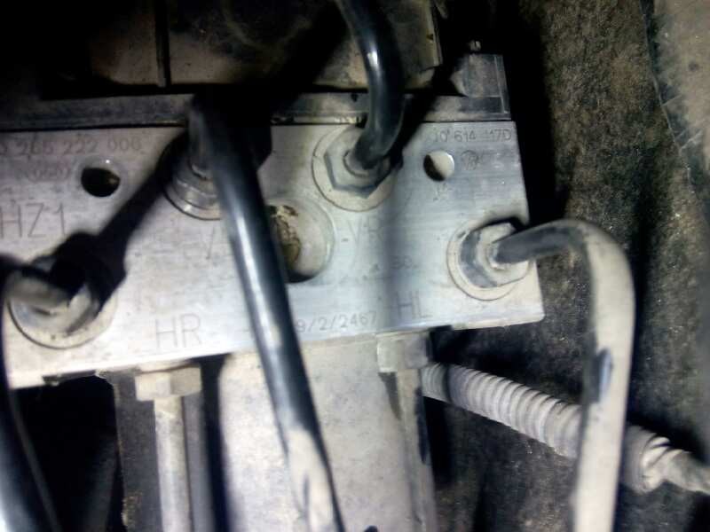seat ibiza (6l1) del año 2002