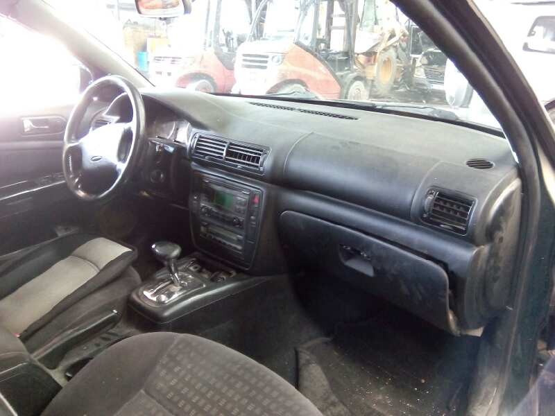 volkswagen passat berlina (3b2) del año 2001