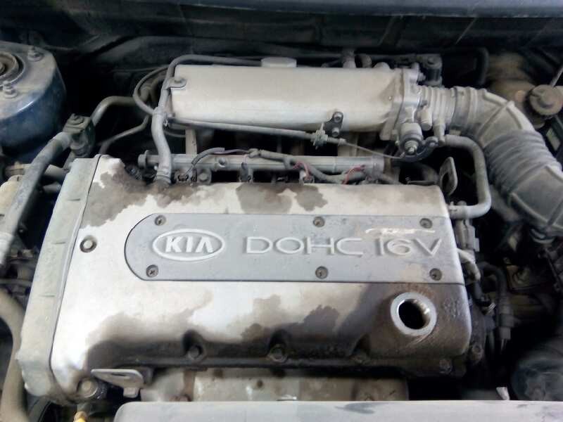 kia carens del año 2001