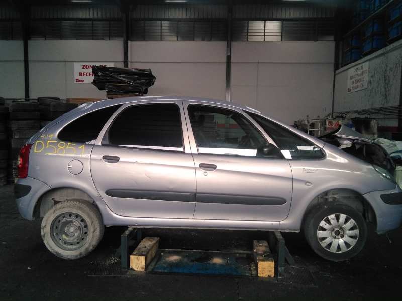 citroën xsara berlina del año 2004