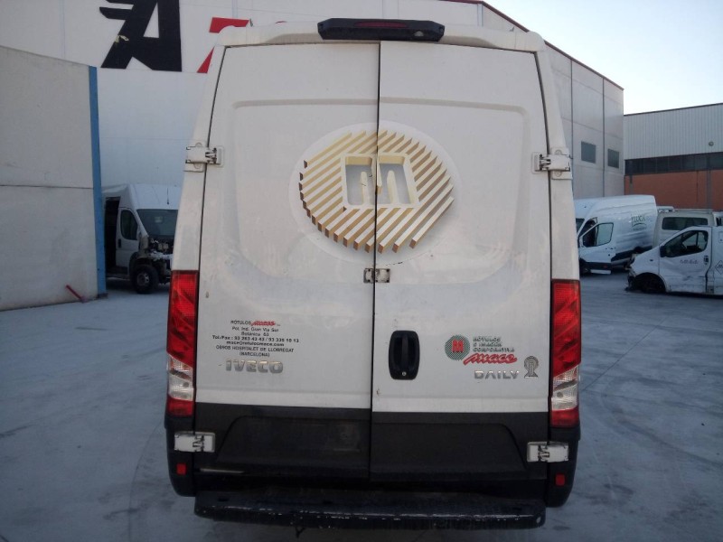 iveco daily furgón del año 2014