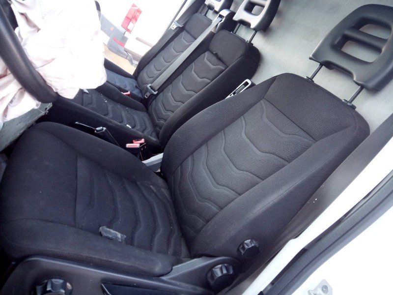 iveco daily furgón del año 2014