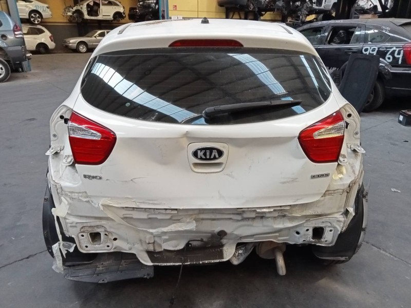 kia rio del año 2017