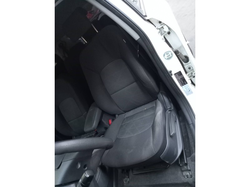 kia rio del año 2017