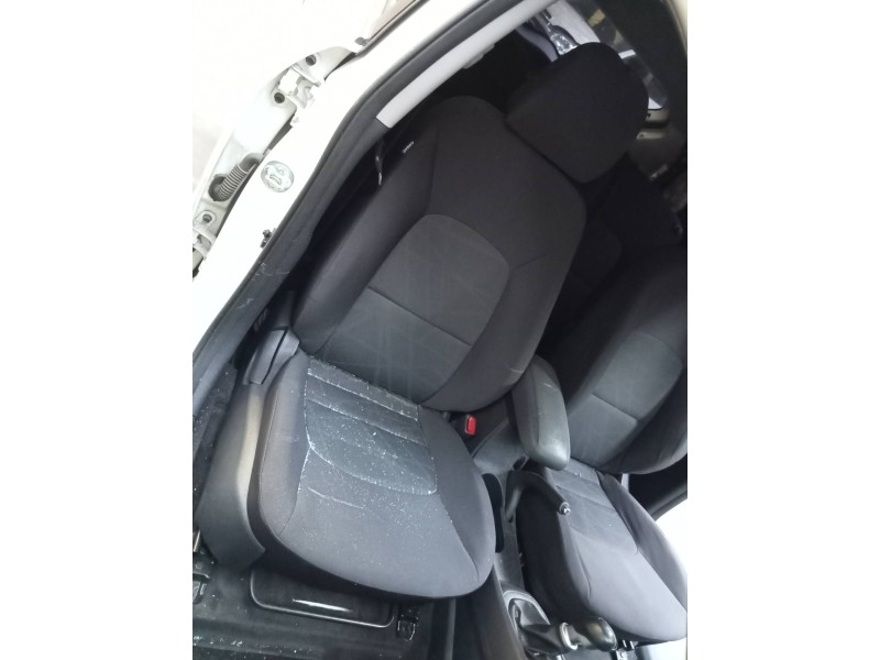 kia rio del año 2017