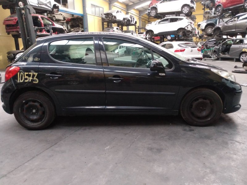 peugeot 207 del año 2009