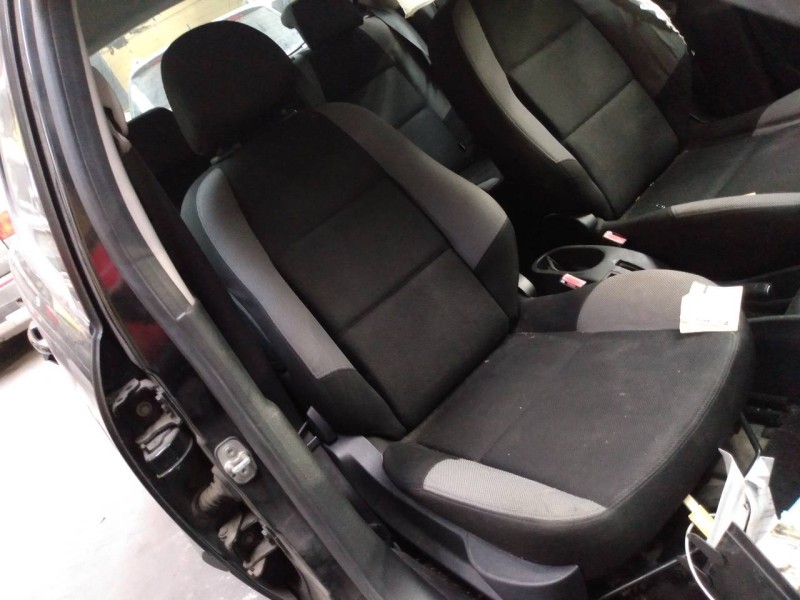 peugeot 207 del año 2009