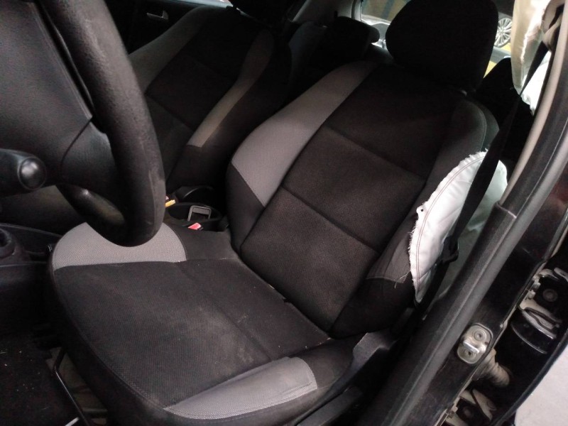 peugeot 207 del año 2009