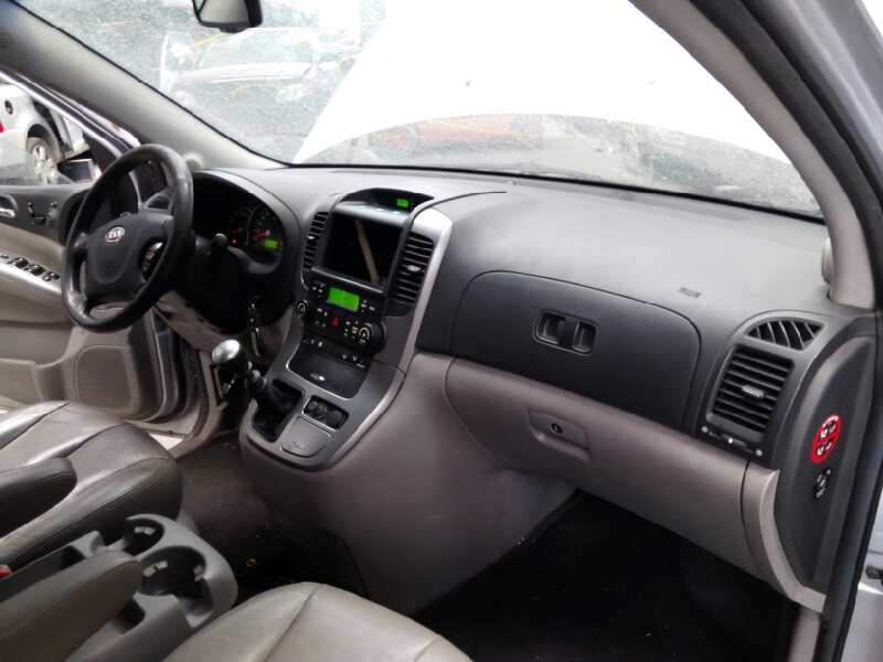 kia carnival del año 2009