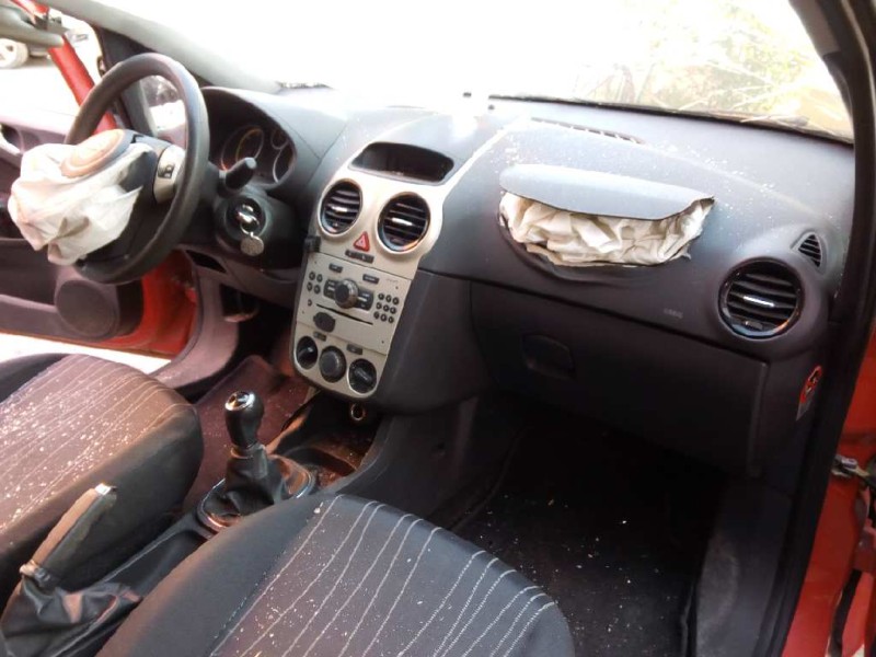 opel corsa d del año 2007