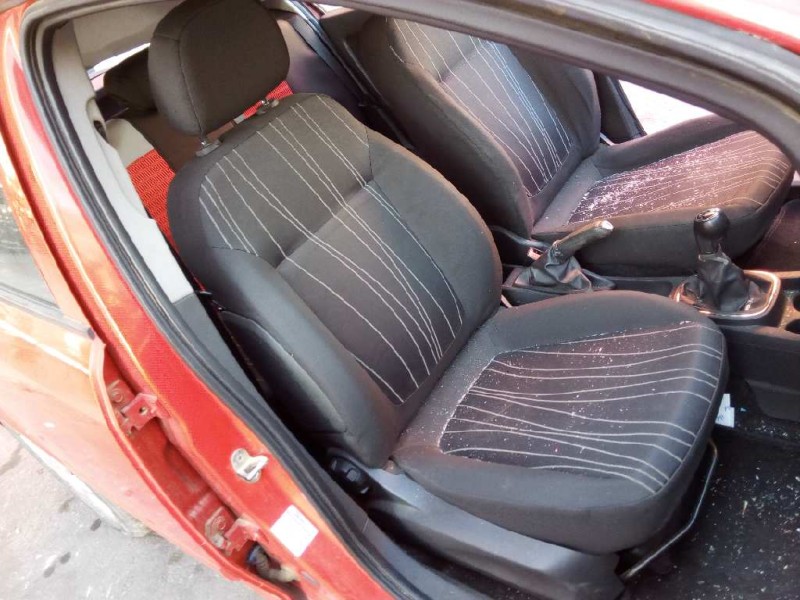 opel corsa d del año 2007