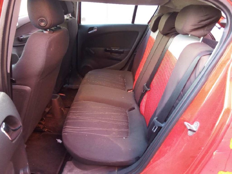 opel corsa d del año 2007