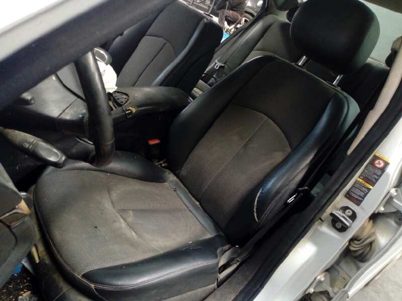 mercedes-benz clase e (w211) berlina del año 2006
