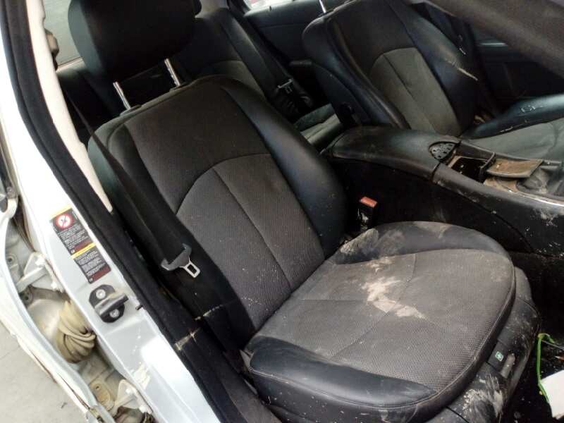 mercedes-benz clase e (w211) berlina del año 2006
