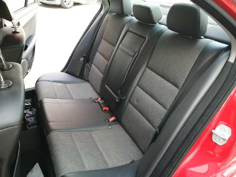 mercedes-benz clase c (w204) berlina del año 2009