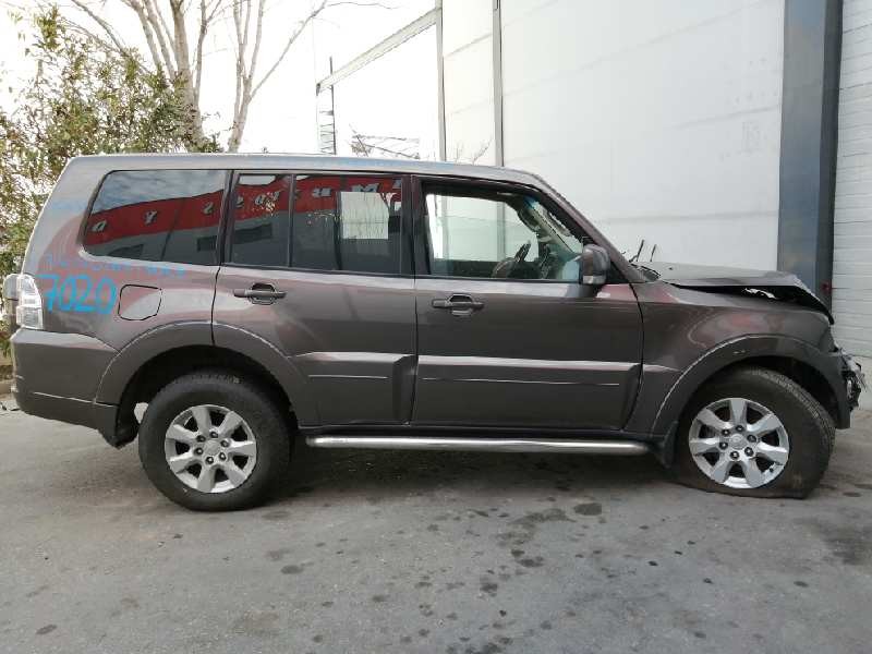 mitsubishi montero (v80/v90) del año 2012