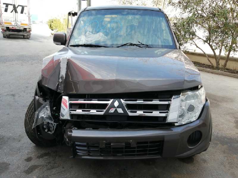 mitsubishi montero (v80/v90) del año 2012