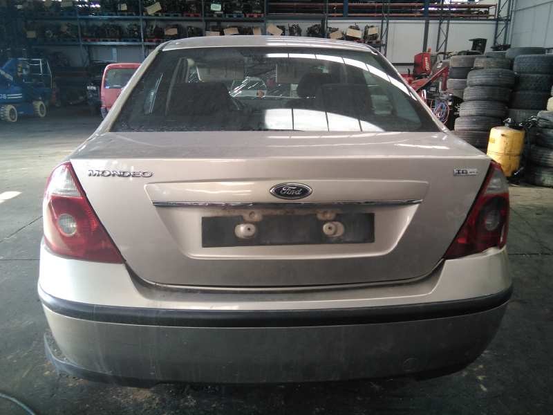 ford mondeo berlina (ge) del año 2004