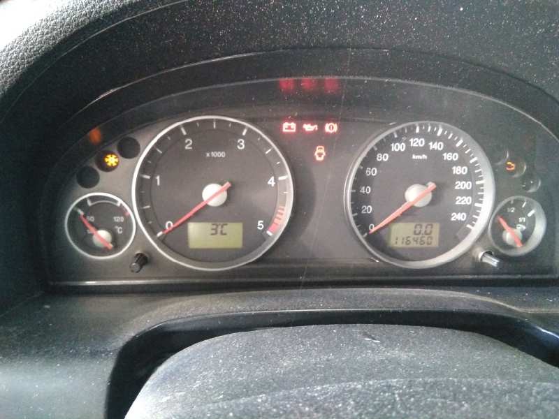 ford mondeo berlina (ge) del año 2004