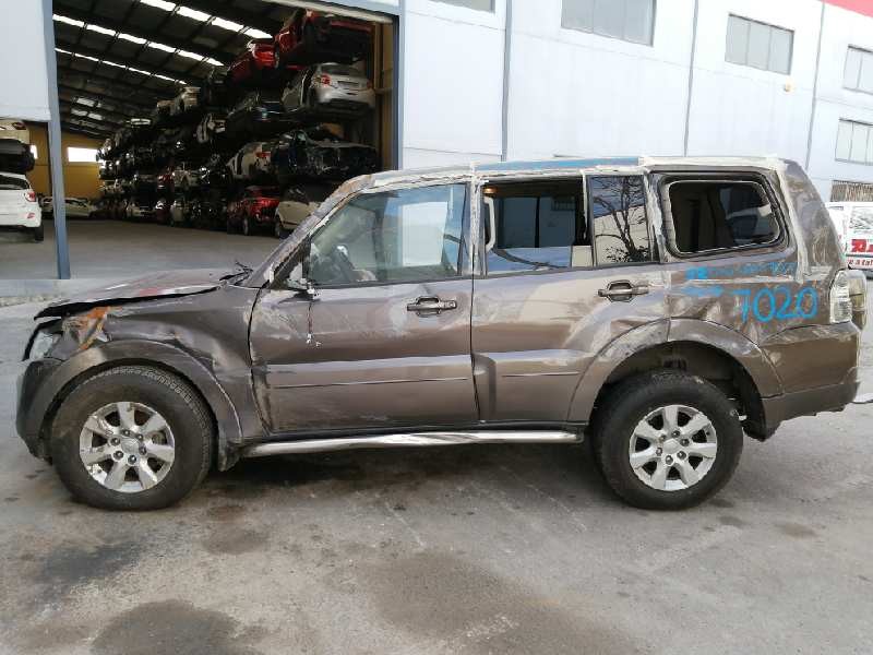 mitsubishi montero (v80/v90) del año 2012