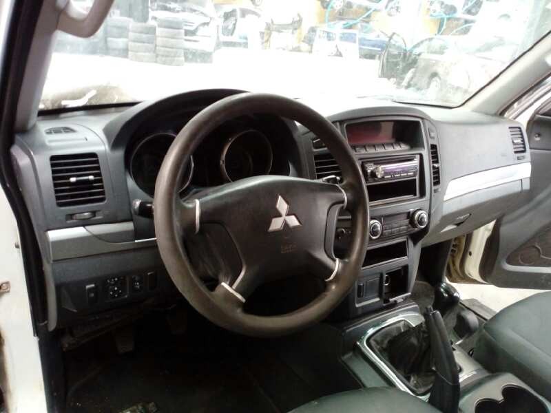mitsubishi montero (v80/v90) del año 2010