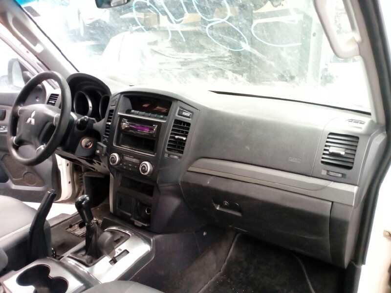 mitsubishi montero (v80/v90) del año 2010