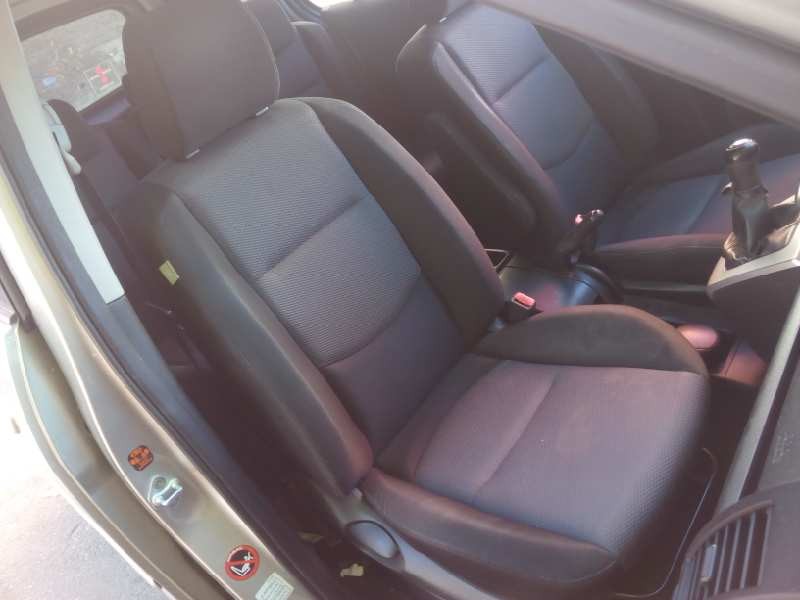mazda 5 berl. (cr) del año 2006
