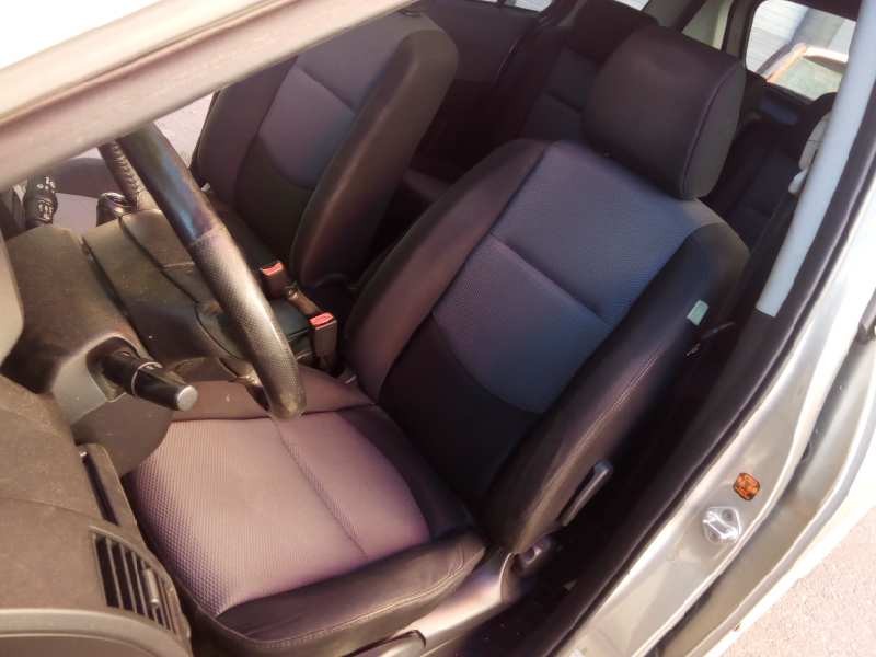 mazda 5 berl. (cr) del año 2006