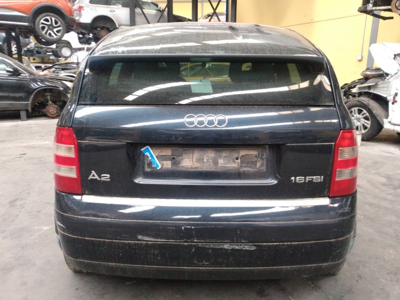 audi a2 (8z) del año 2002