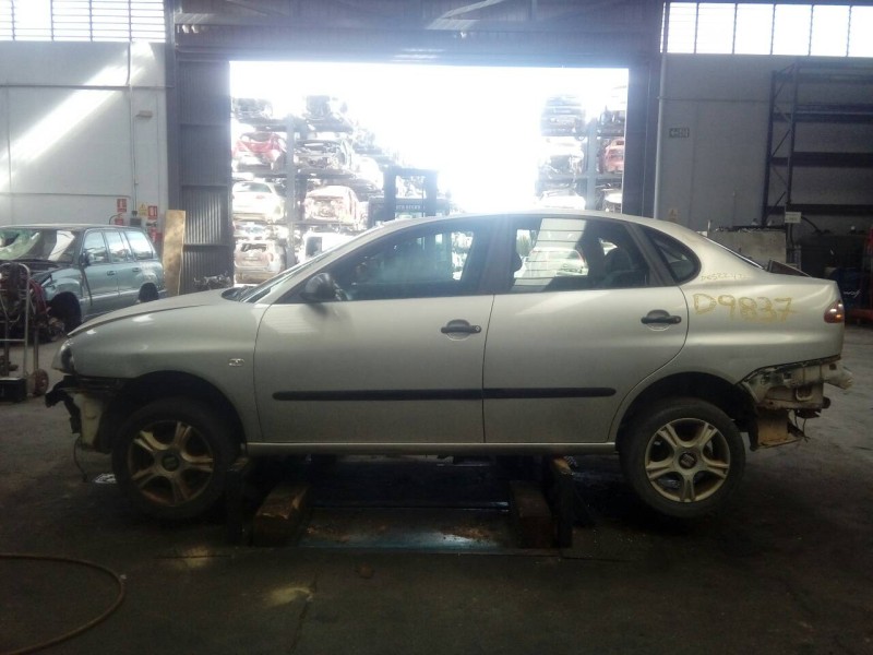 seat cordoba berlina (6l2) del año 2004