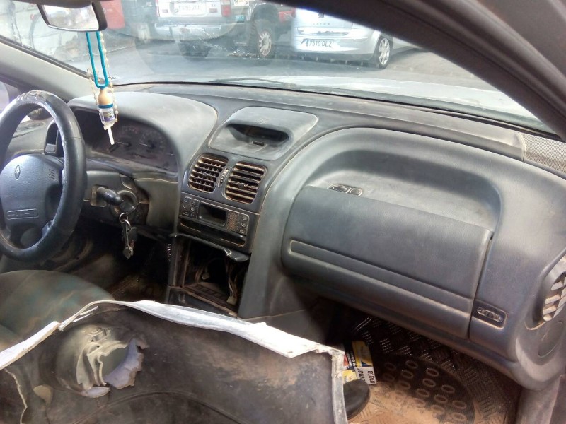 renault laguna (b56) del año 1994