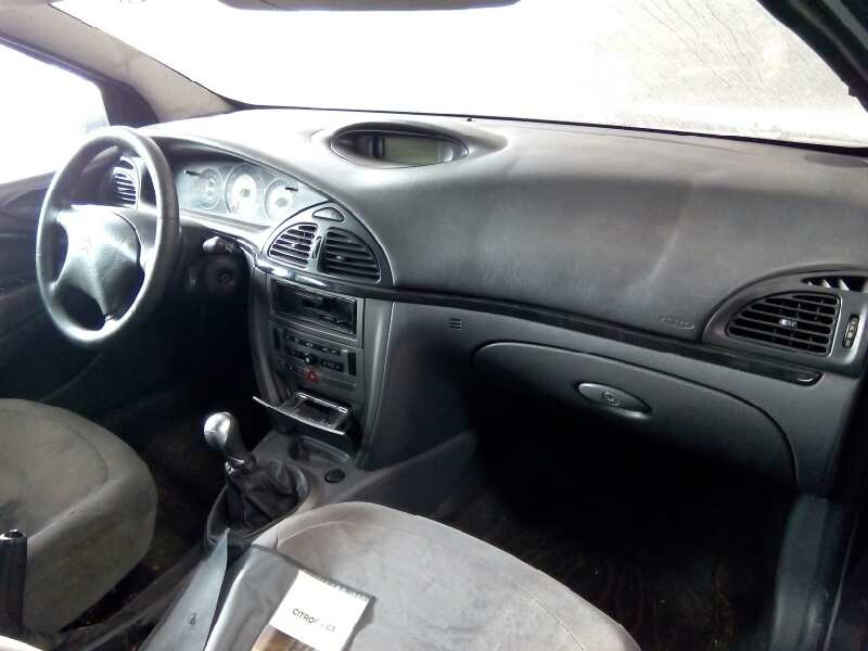 citroën c5 berlina del año 2004