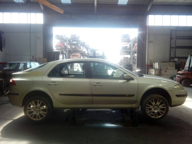 renault laguna ii (bg0) del año 2004