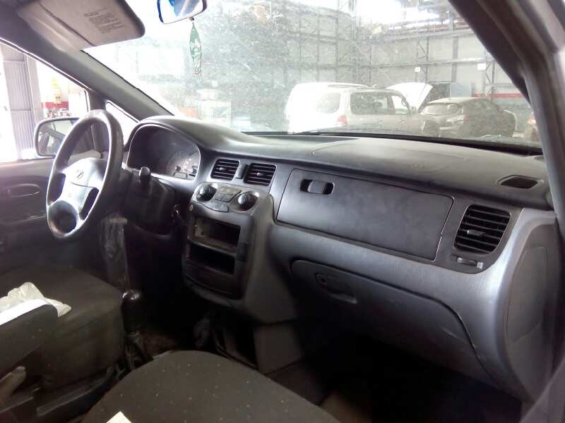 hyundai trajet (fo) del año 2002