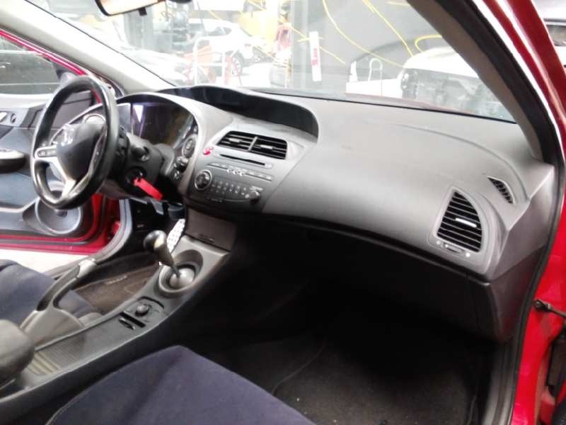 honda civic berlina 5 (fk) del año 2008