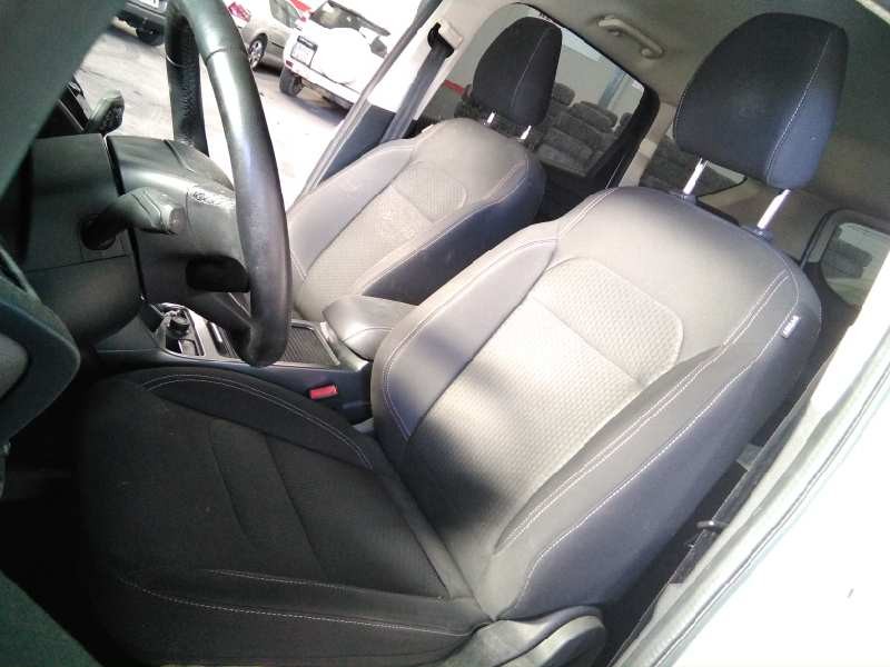 ford kuga (cbs) del año 2017