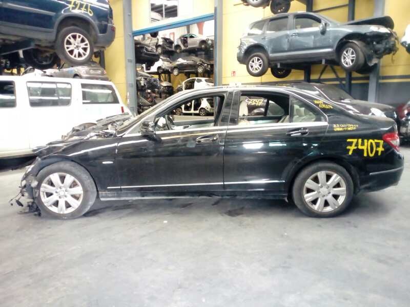 mercedes-benz clase c (w204) berlina del año 2008