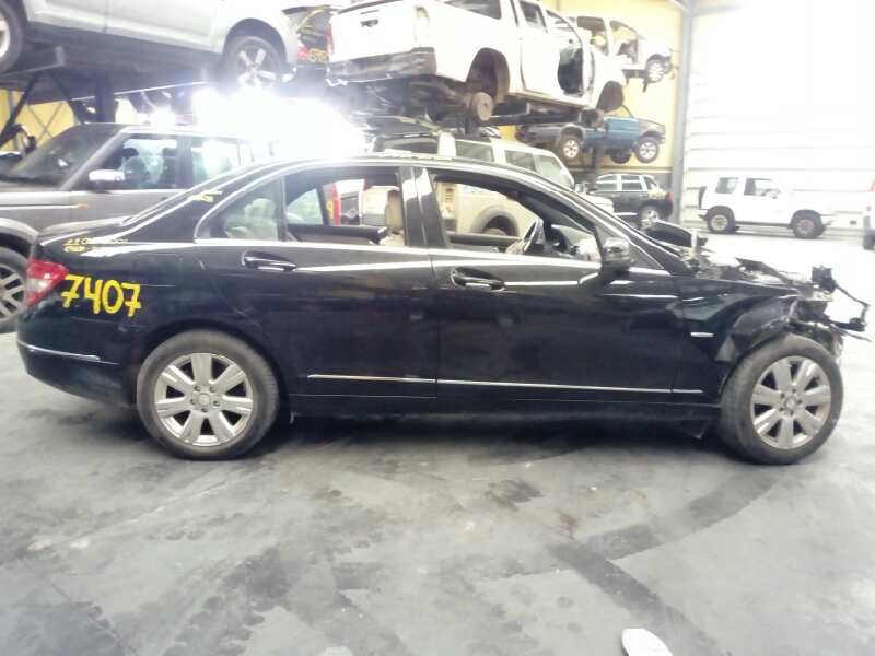 mercedes-benz clase c (w204) berlina del año 2008