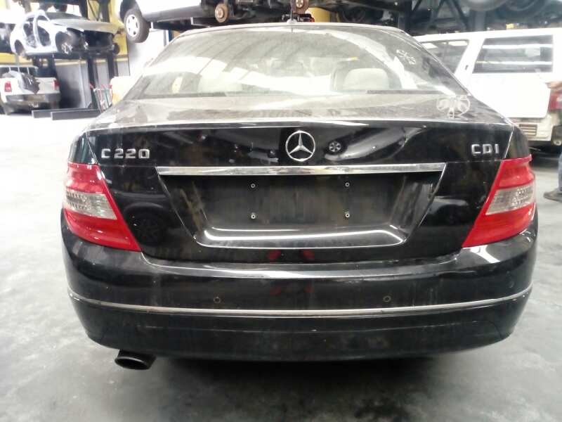 mercedes-benz clase c (w204) berlina del año 2008