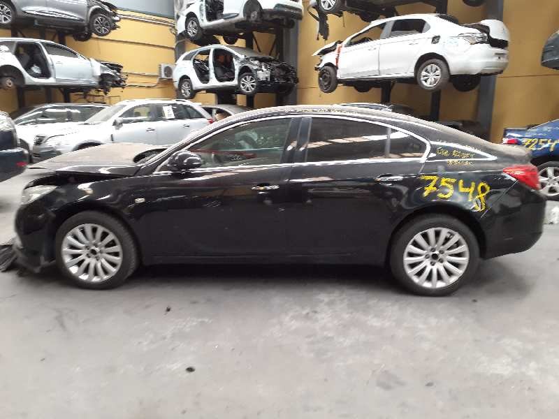 opel insignia berlina del año 2008