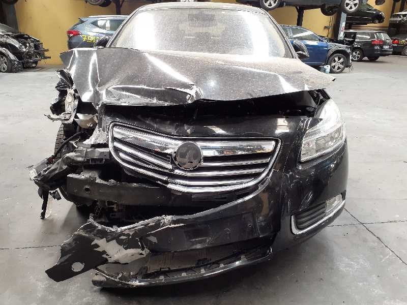 opel insignia berlina del año 2008