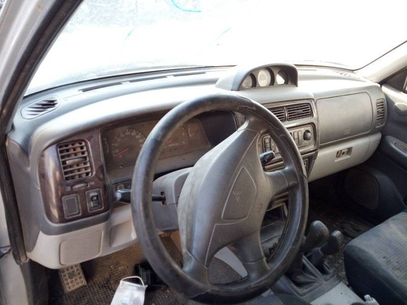 mitsubishi montero sport (k90) del año 2002