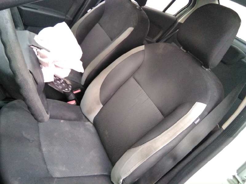 dacia logan ii del año 2015