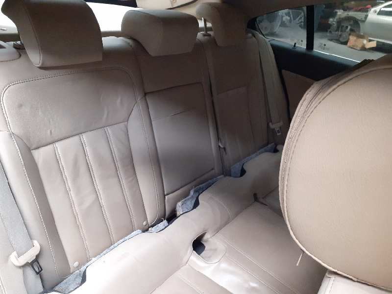 opel insignia berlina del año 2008