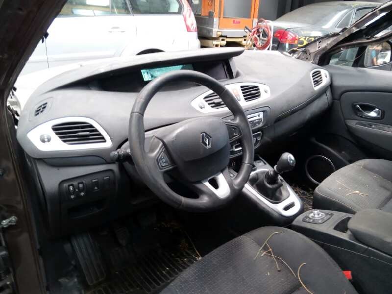renault scenic iii del año 2010