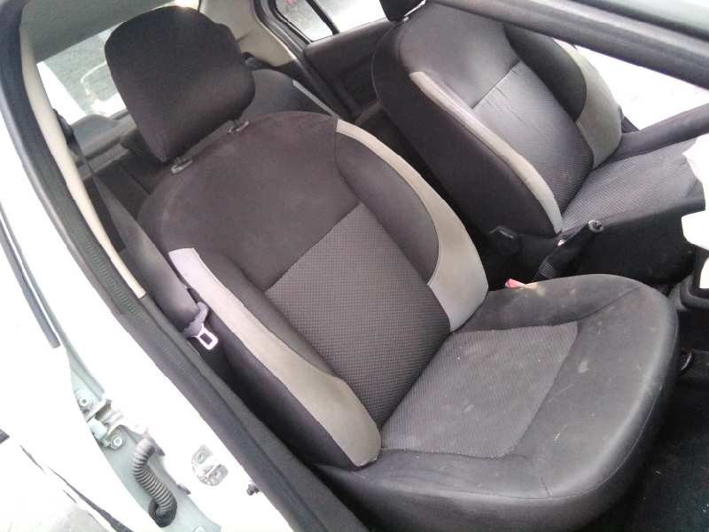 dacia logan ii del año 2015
