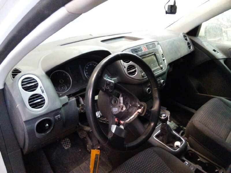 volkswagen tiguan (5n1) del año 2010